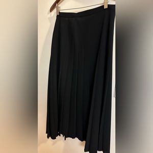 Women skirt Talbots